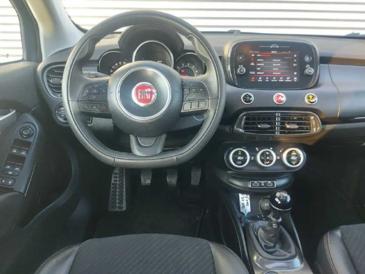 Cross 1.4 Turbo MultiAir Cross, airco,cruise,panorama dak,navigatie/camera,parkeersensoren,
