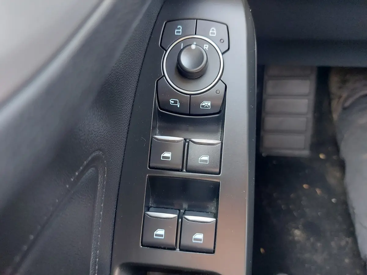 1.0 EcoBoost Hybrid Active Business