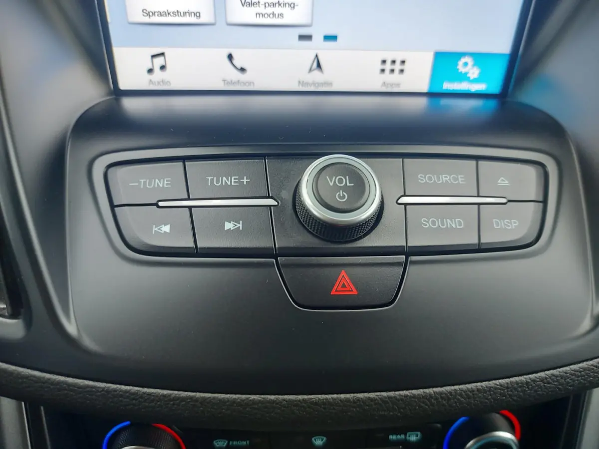 1.5 EcoBoost Titanium ,carplay/andriod,cruise,parkeersensoren,navigatie/camera,afneembaretrekhaak,