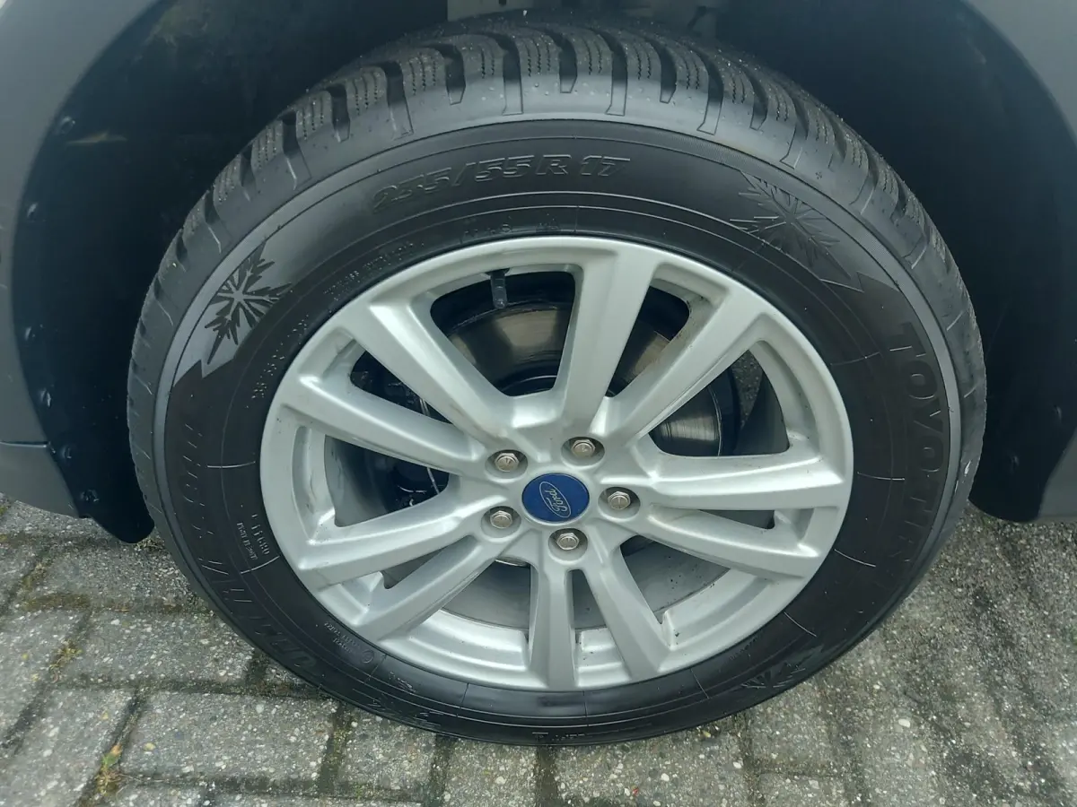 1.5 EcoBoost Titanium ,carplay/andriod,cruise,parkeersensoren,navigatie/camera,afneembaretrekhaak,