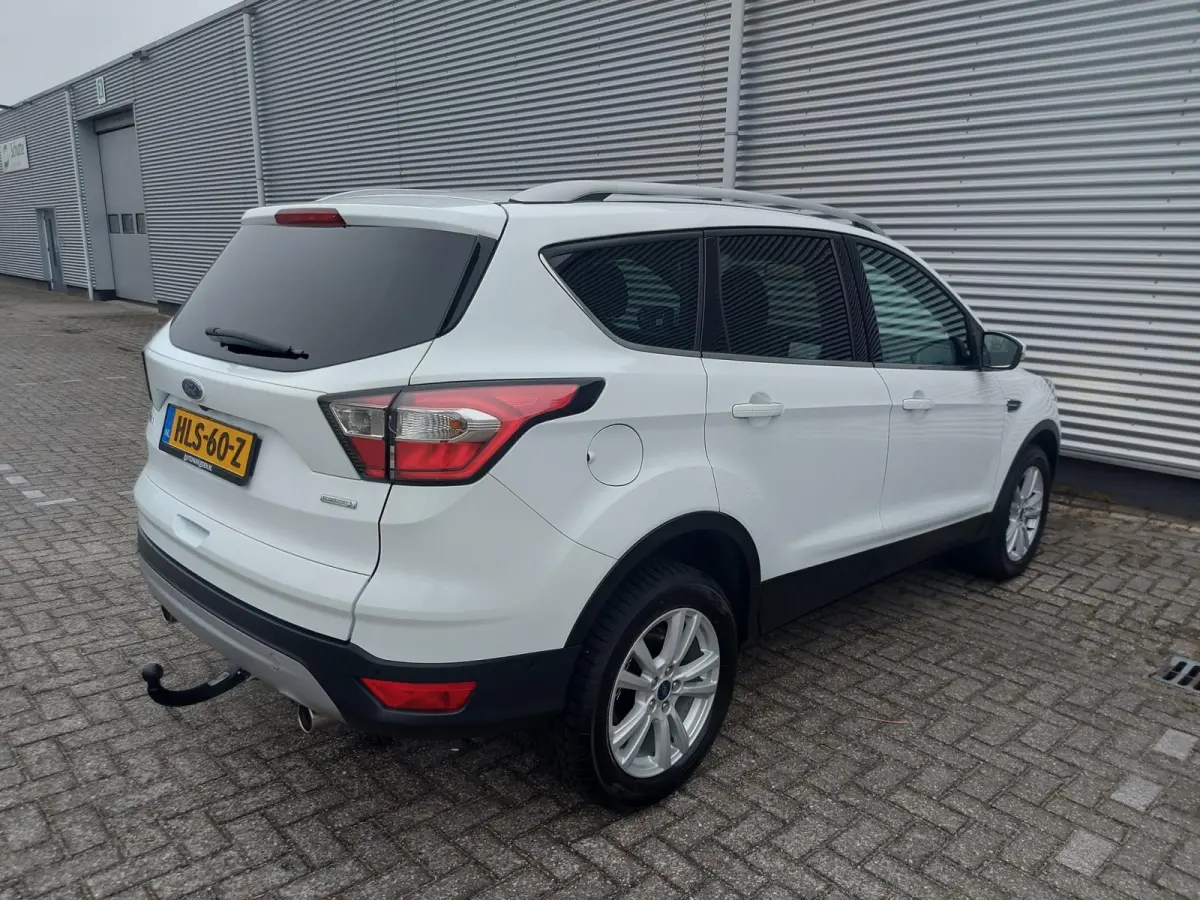 1.5 EcoBoost Titanium ,carplay/andriod,cruise,parkeersensoren,navigatie/camera,afneembaretrekhaak,
