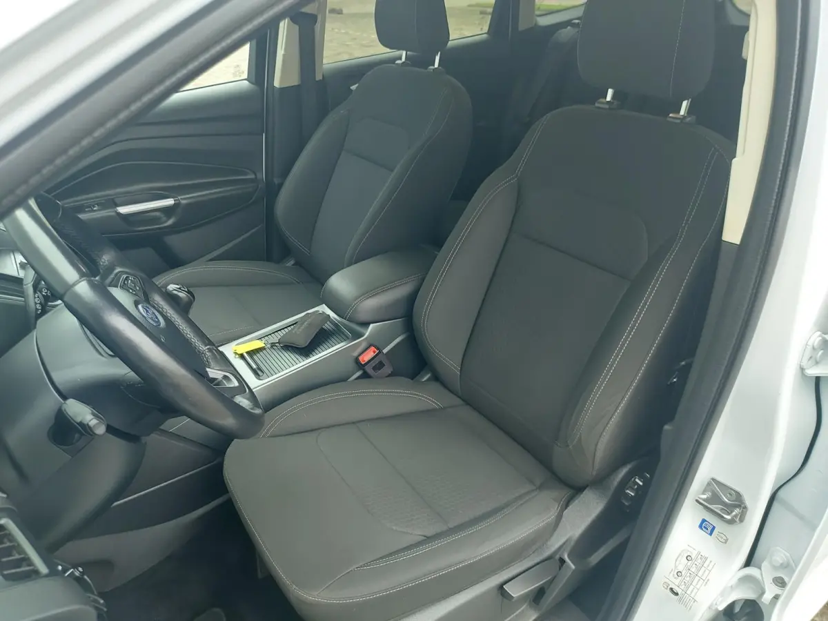 1.5 EcoBoost Titanium ,carplay/andriod,cruise,parkeersensoren,navigatie/camera,afneembaretrekhaak,