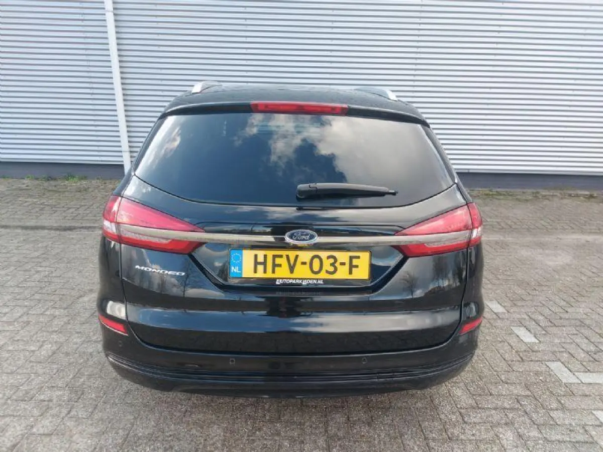 1.5 Titanium Lease Edition Automaat, airco,cruise,navigatie/camera,parkeersensoren,stoel/stuurverwarming,