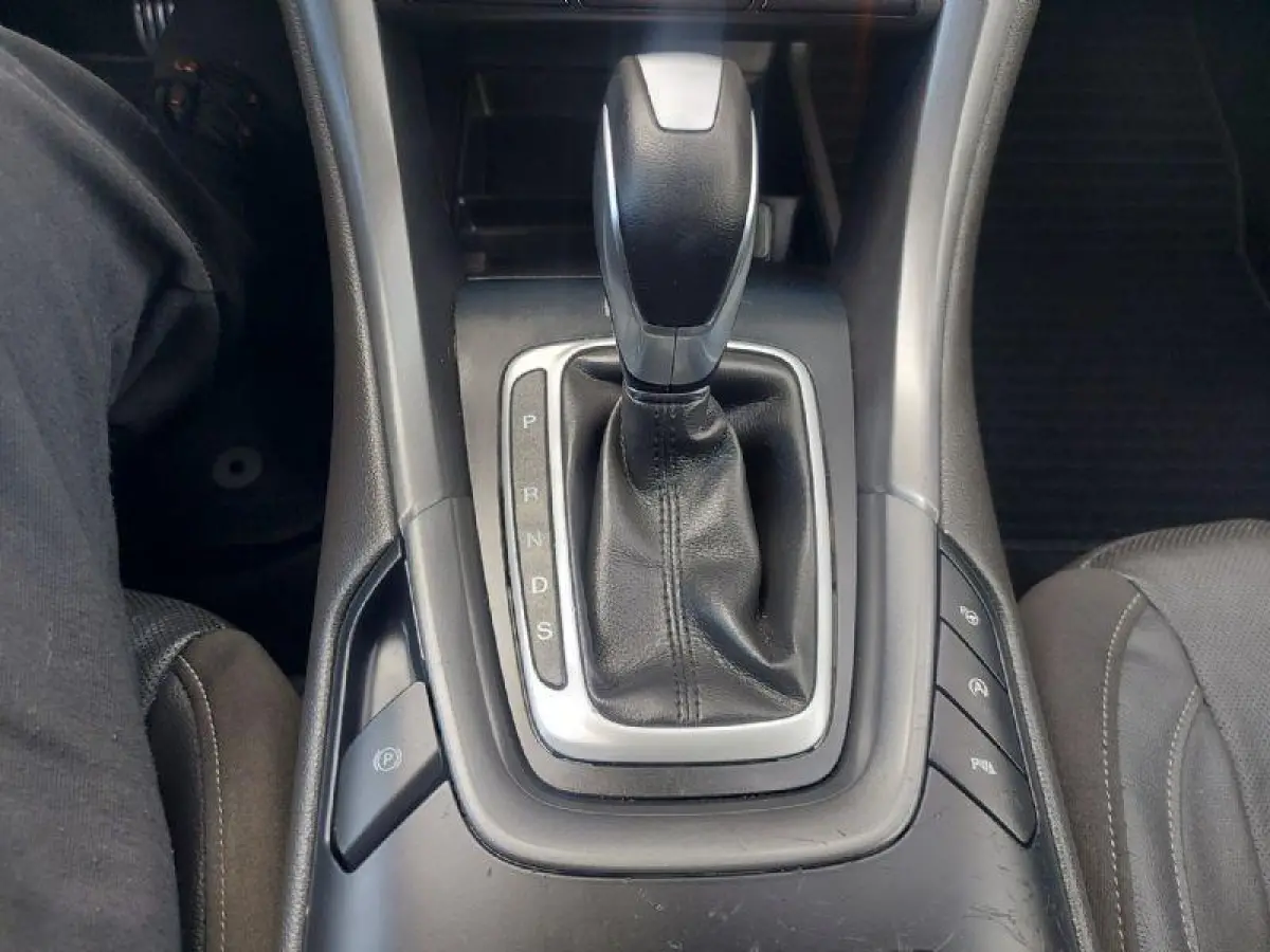 1.5 Titanium Lease Edition Automaat, airco,cruise,navigatie/camera,parkeersensoren,stoel/stuurverwarming,