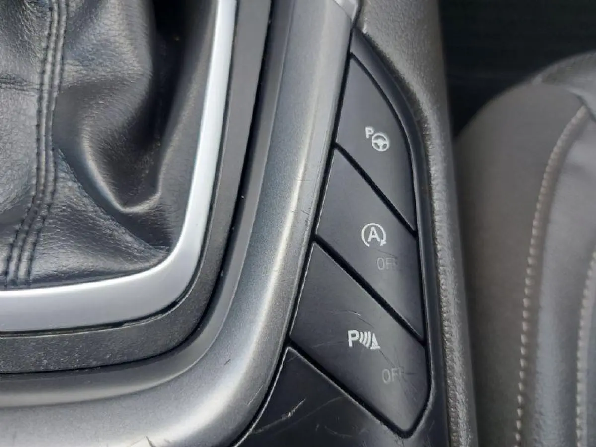 1.5 Titanium Lease Edition Automaat, airco,cruise,navigatie/camera,parkeersensoren,stoel/stuurverwarming,