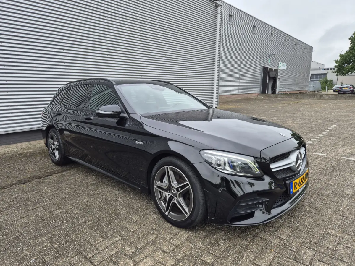 43 AMG 4MATIC Premium Plus Pack Panorama,Leder/Alcantara Sport,Cruise,