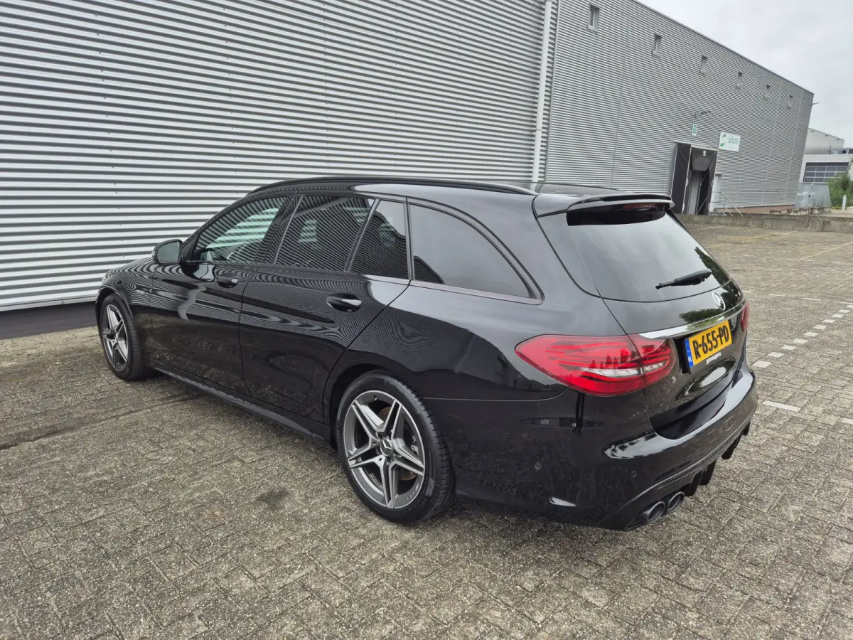 43 AMG 4MATIC Premium Plus Pack Panorama,Leder/Alcantara Sport,Cruise,