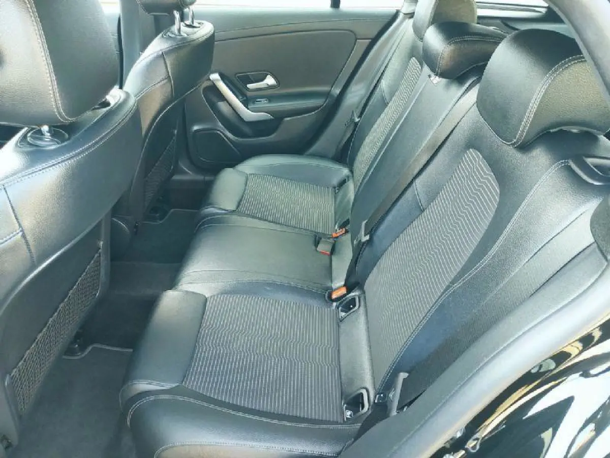 Automaat, 180 Luxury Line Virtueel, Navigatie,panoramadak,airco,cruise,parkeersensoren,stoelverwarming,