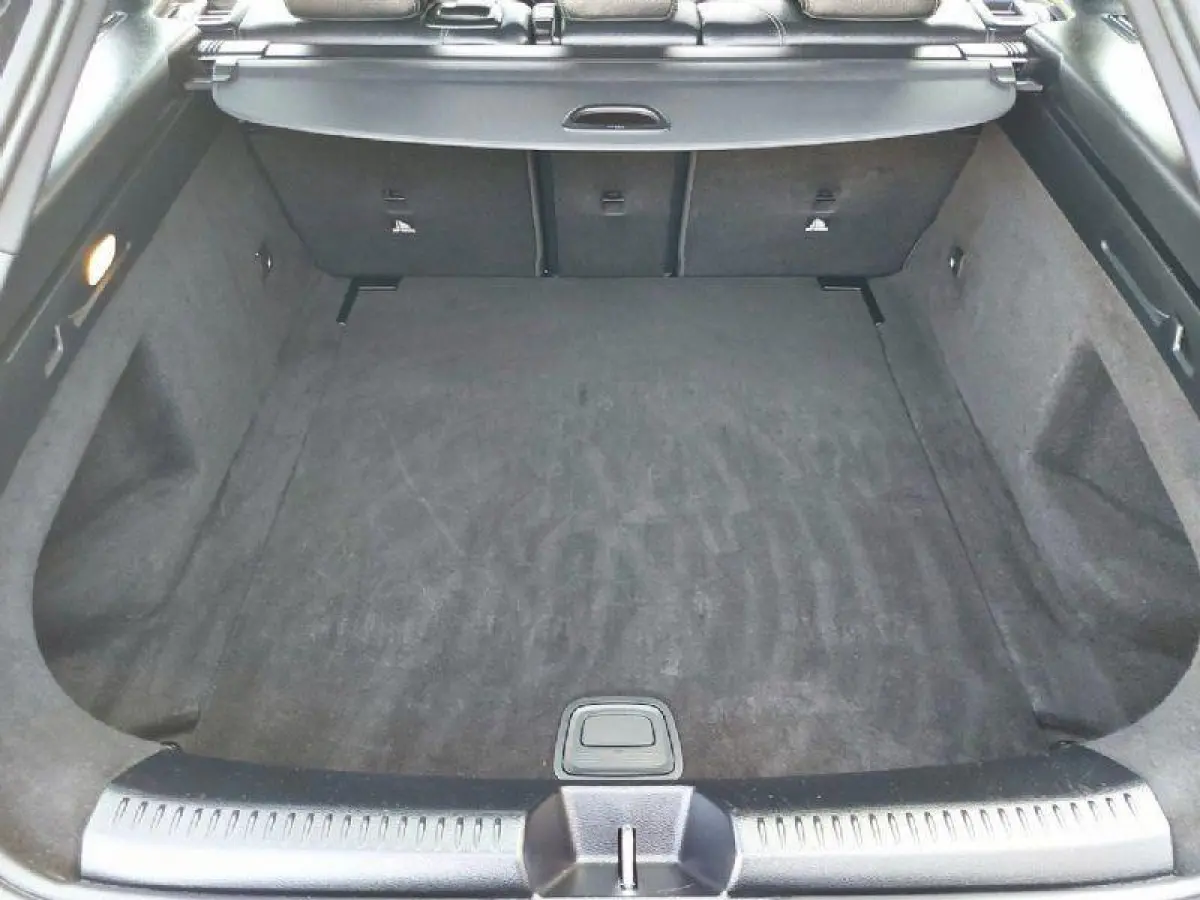 Automaat, 180 Luxury Line Virtueel, Navigatie,panoramadak,airco,cruise,parkeersensoren,stoelverwarming,