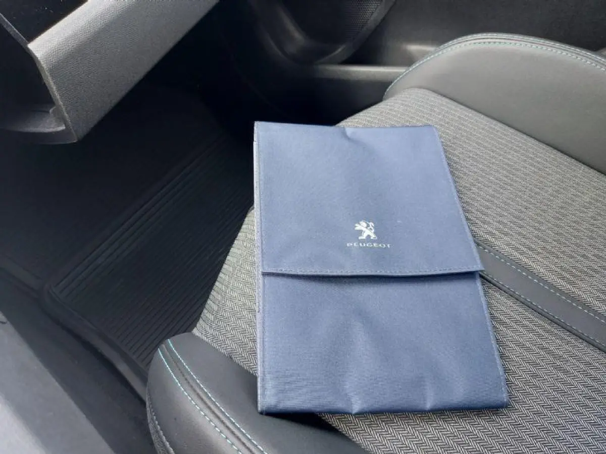 1.6 HYbrid 225 Blue Lease Allure