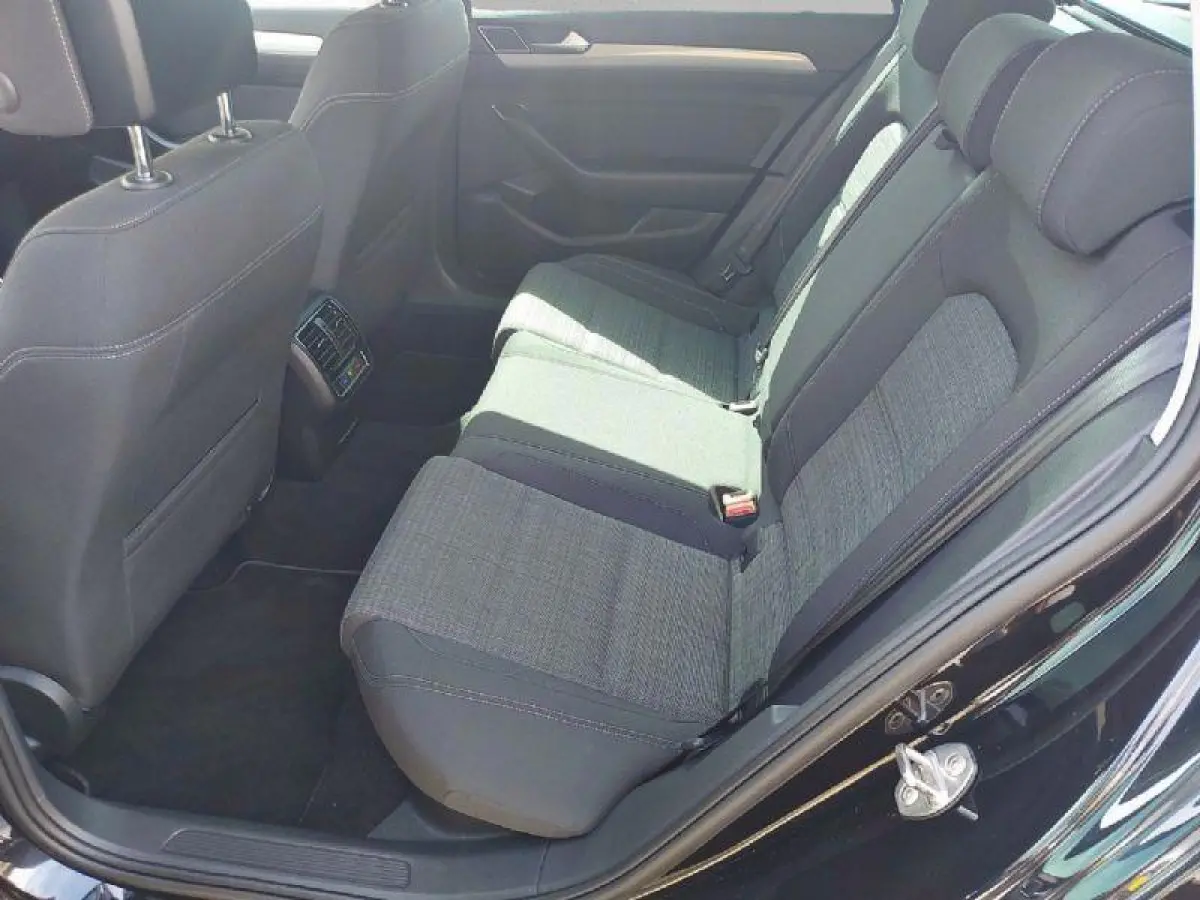 1.5 TSI Comfort Business Automaat, airco,cruise,navigatie parkeersensoren,