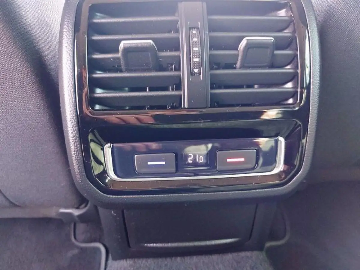 1.5 TSI Comfort Business Automaat, airco,cruise,navigatie parkeersensoren,