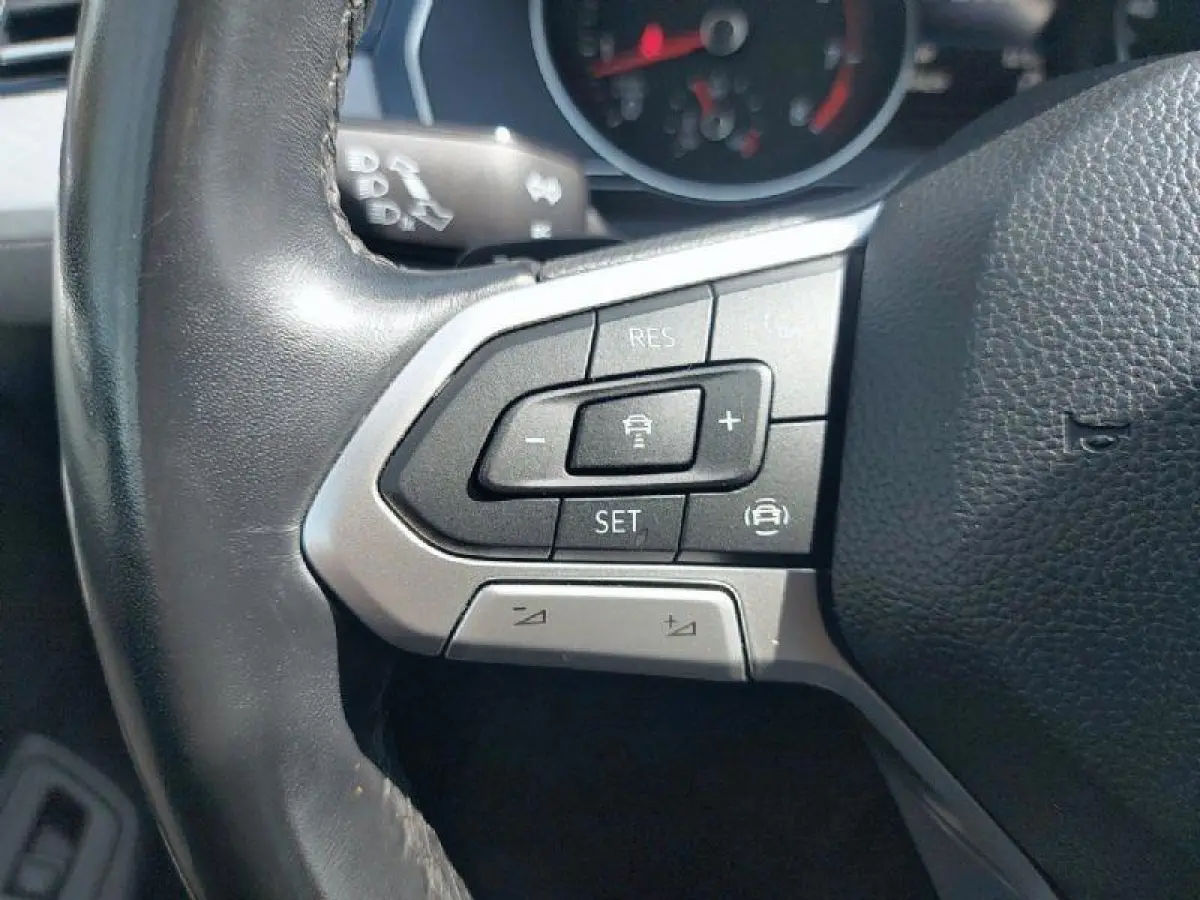1.5 TSI Comfort Business Automaat, airco,cruise,navigatie parkeersensoren,