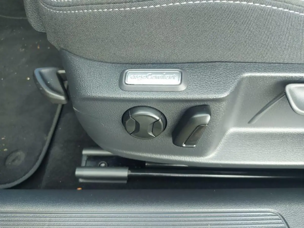 1.5 TSI Comfort Business Automaat, Carplay,cruise,wegklapbare trekhaak,navigatie,parkeersensoren,