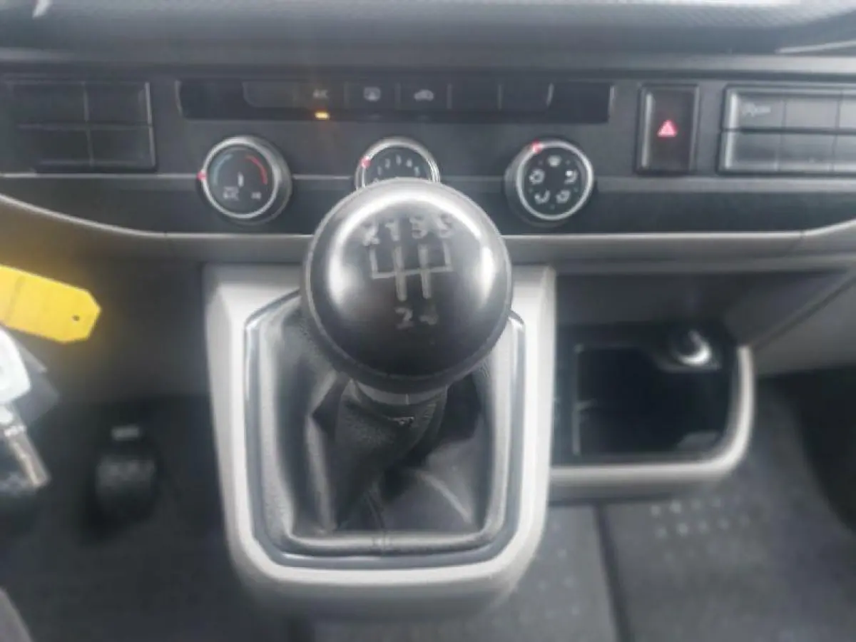 2.0 TDI L1H1 26, Prijs is EX Btw, cruisecontrol,airco,lichtmetalenwielen,radio[bleuthoot],