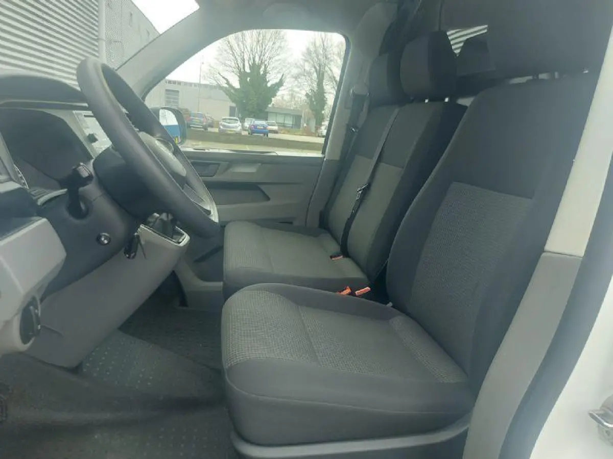 2.0 TDI L1H1 26, Prijs is EX Btw, cruisecontrol,airco,lichtmetalenwielen,radio[bleuthoot],