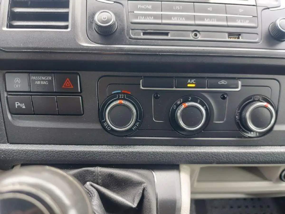 2.0 TDI L1H1 prijs EX btw, airco,trekhaak,parkeersensoren,