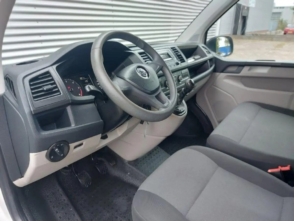 2.0 TDI L1H1 prijs EX btw, airco,trekhaak,parkeersensoren,