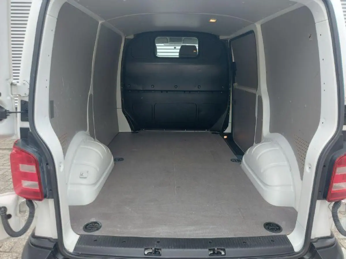 2.0 TDI L1H1 prijs EX btw, airco,trekhaak,parkeersensoren,
