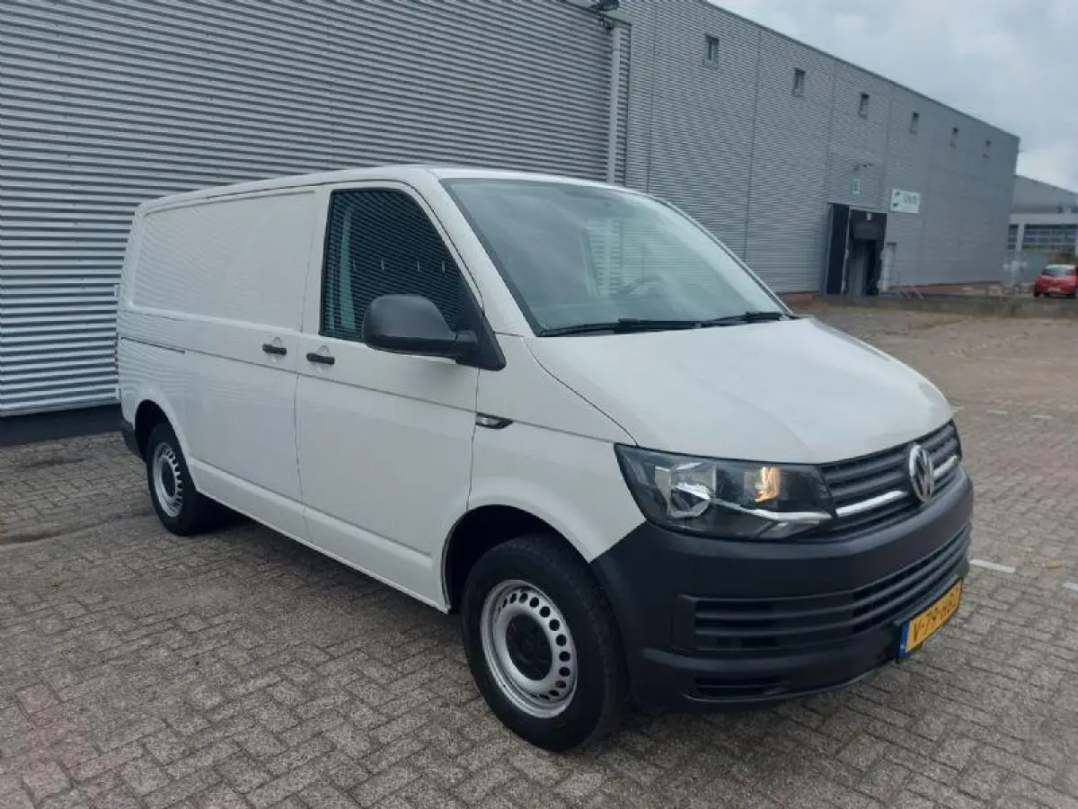 2.0 TDI L1H1 prijs EX btw, airco,trekhaak,parkeersensoren,