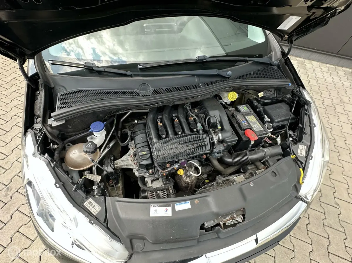 1.2 82PK Blue Lion | AIRCO | CRUISE | NAVI |