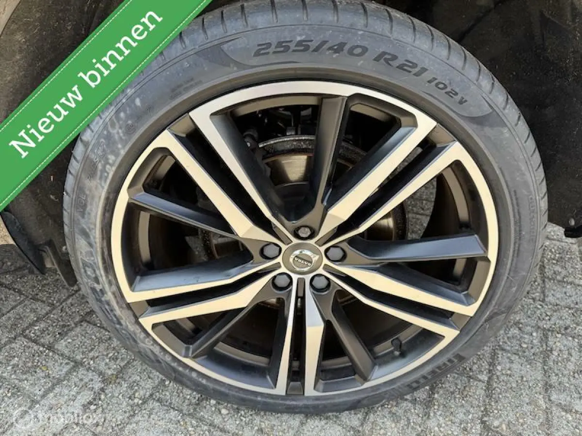 2.0 T5 AWD R-Design pol+ luchtvering pano dak