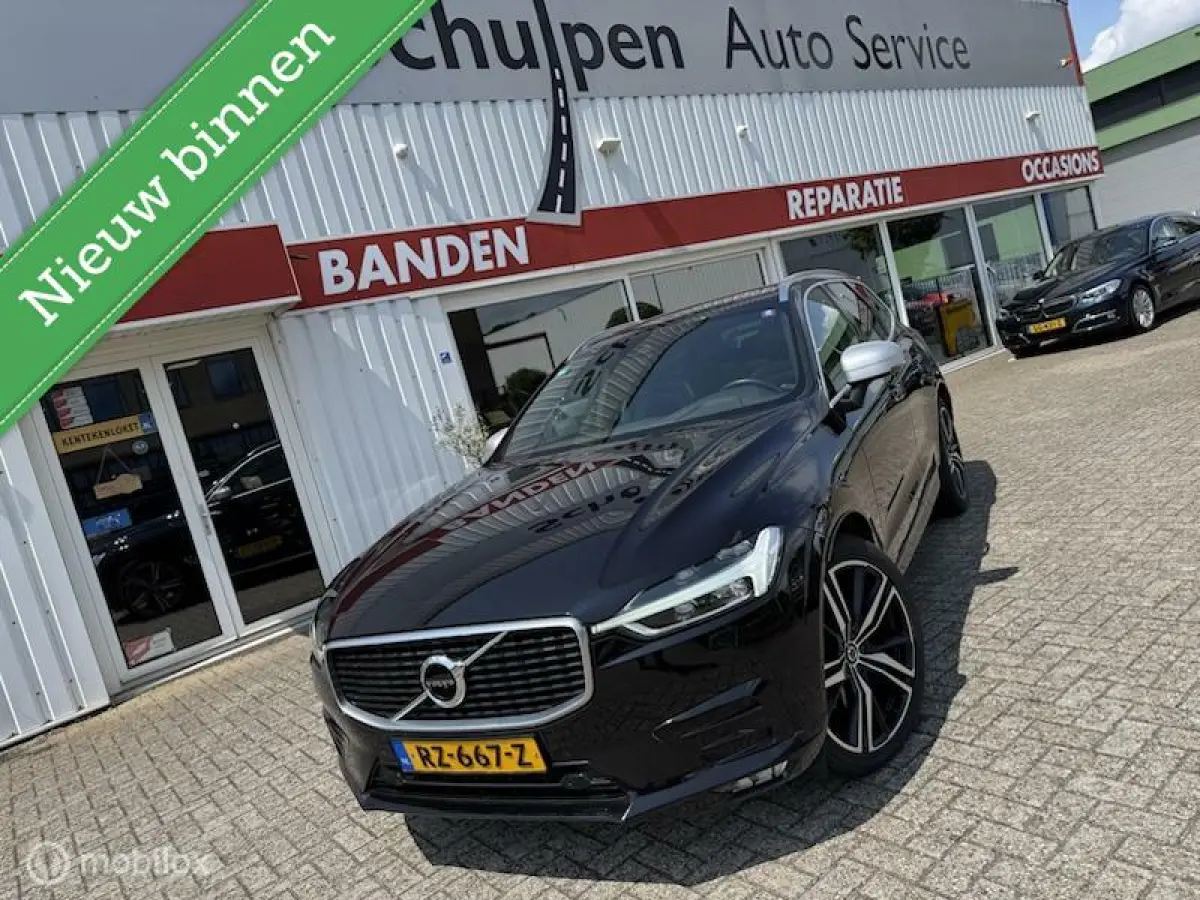 2.0 T5 AWD R-Design pol+ luchtvering pano dak