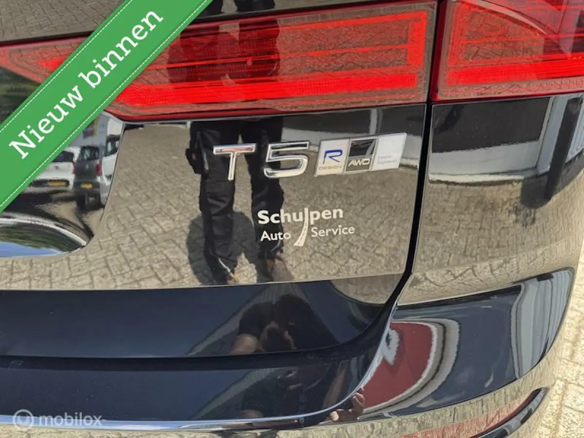 2.0 T5 AWD R-Design pol+ luchtvering pano dak