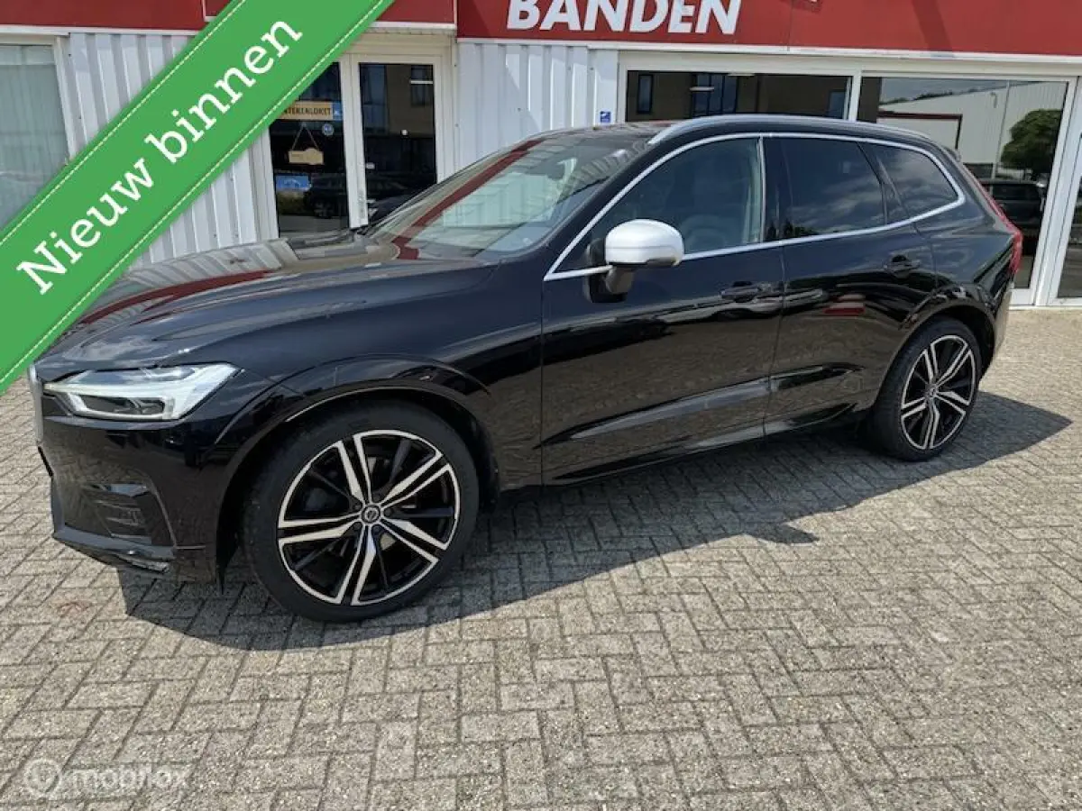 2.0 T5 AWD R-Design pol+ luchtvering pano dak