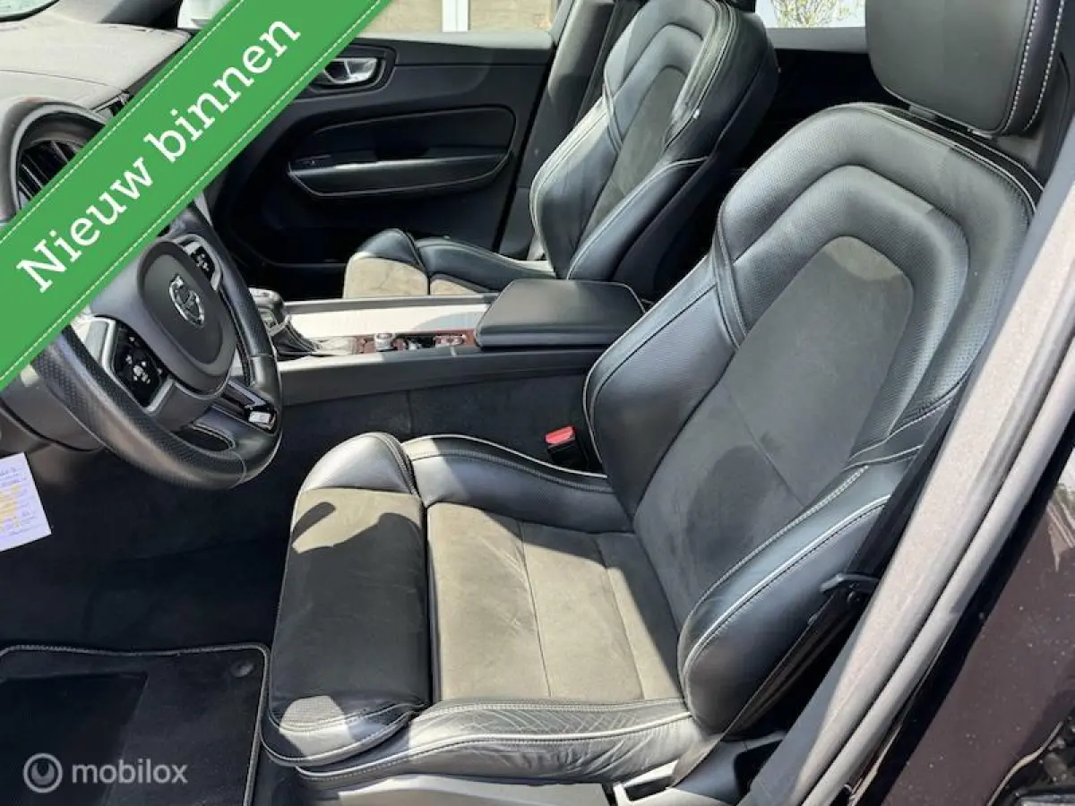 2.0 T5 AWD R-Design pol+ luchtvering pano dak