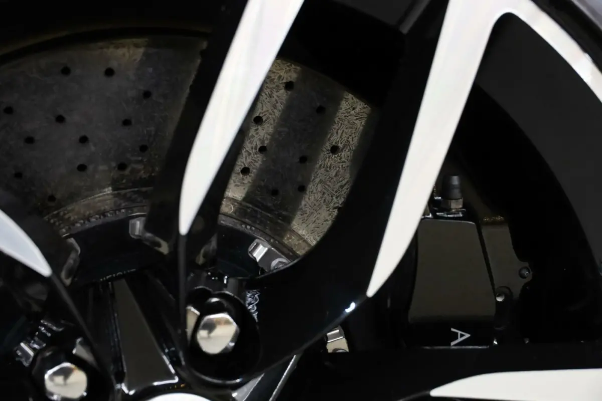 6.0 V12 2+2|CarbonBlack|Ceramic|