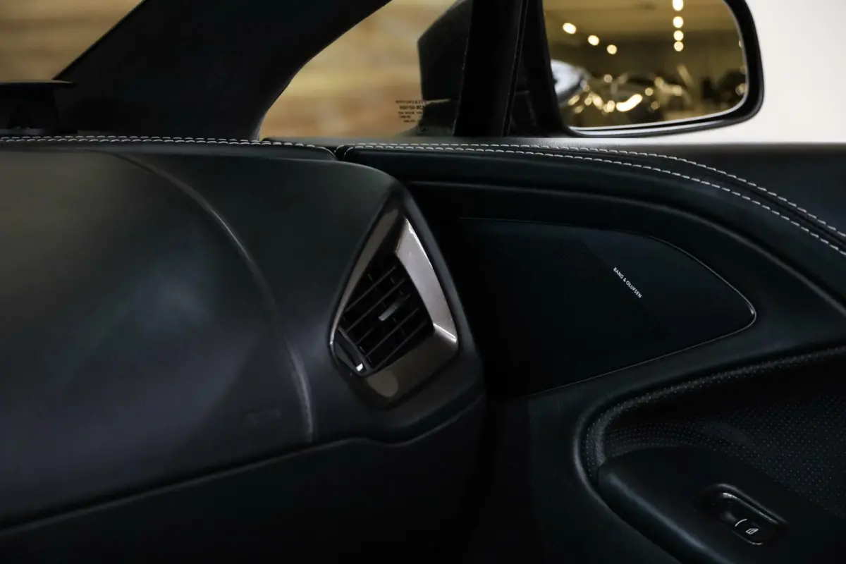 6.0 V12 2+2|CarbonBlack|Ceramic|