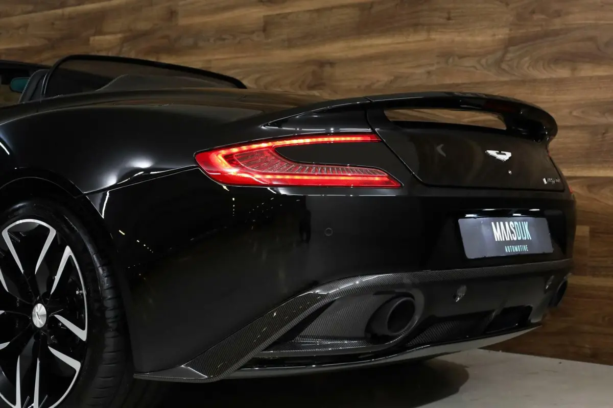 6.0 V12 2+2|CarbonBlack|Ceramic|