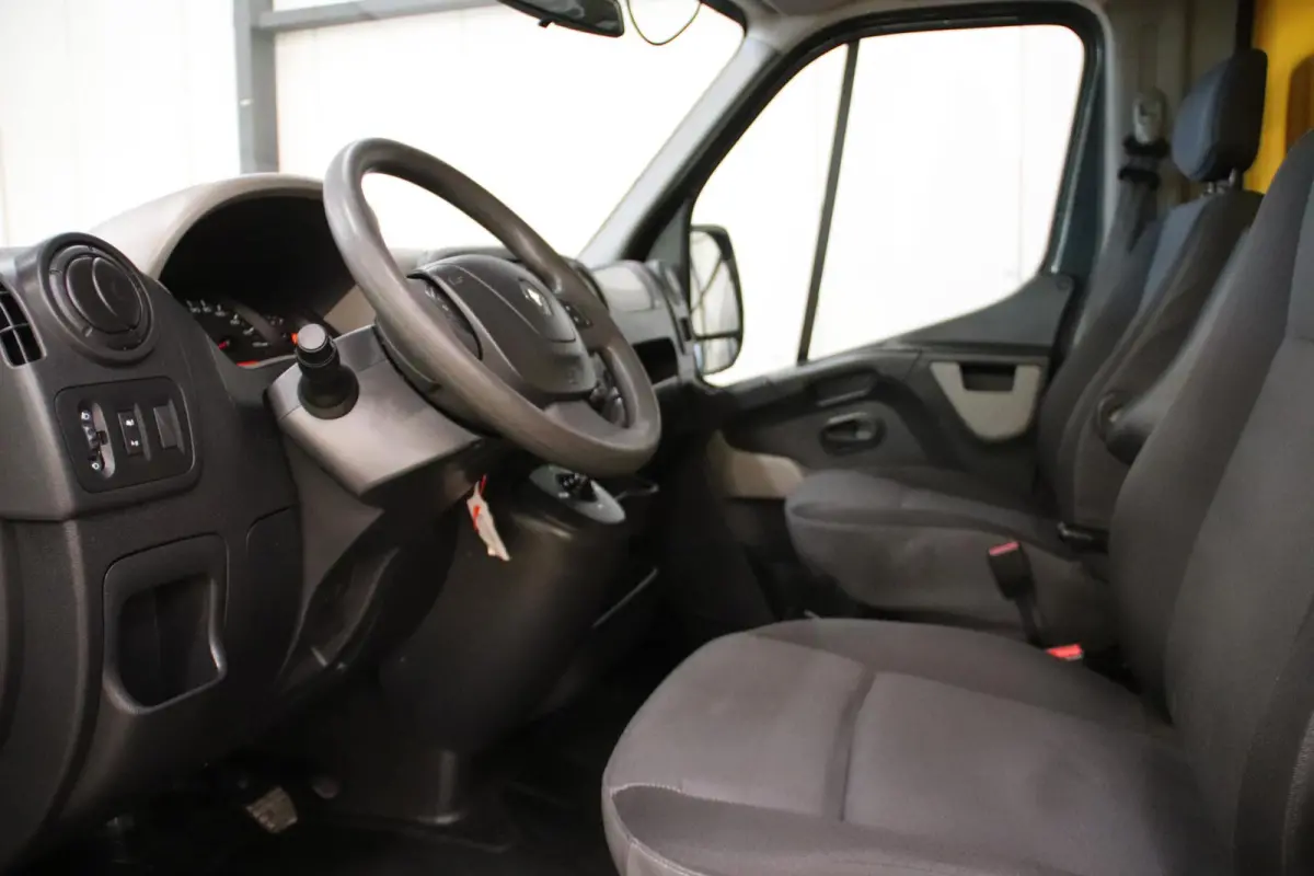 2.3 dCi AUTOMAAT LOWLINER VERKOOPWAGEN Lange Versie