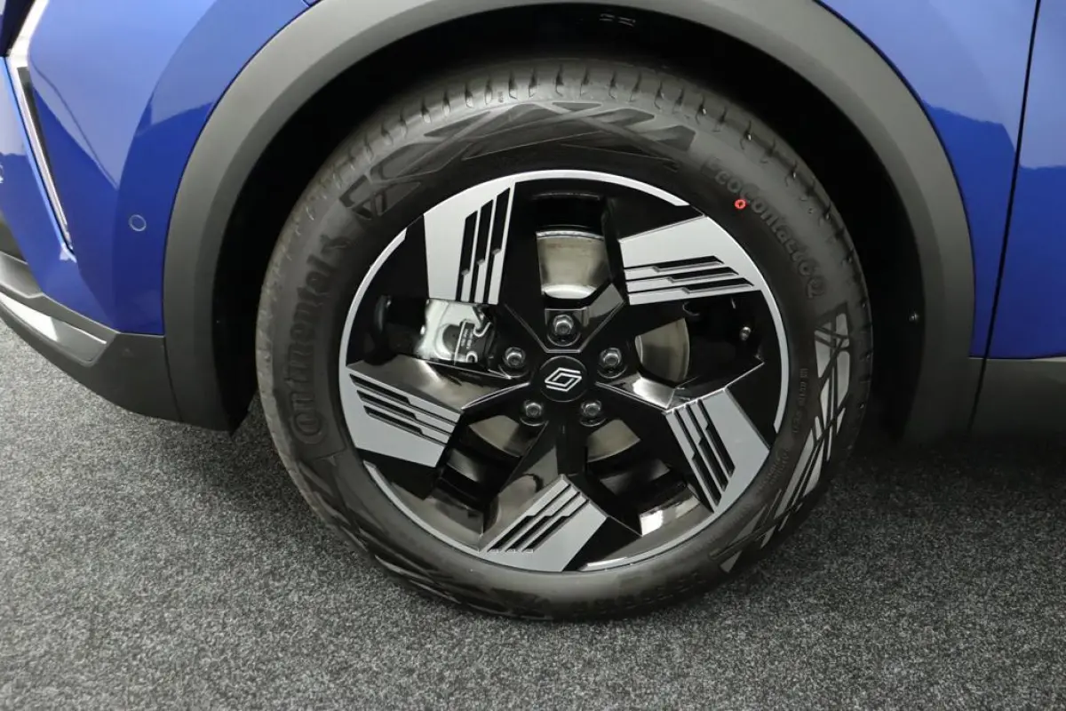 techno E-Tech full hybrid 145 | Adapt. Cruise | Stoel- & Stuurverw. | El. achterklep |