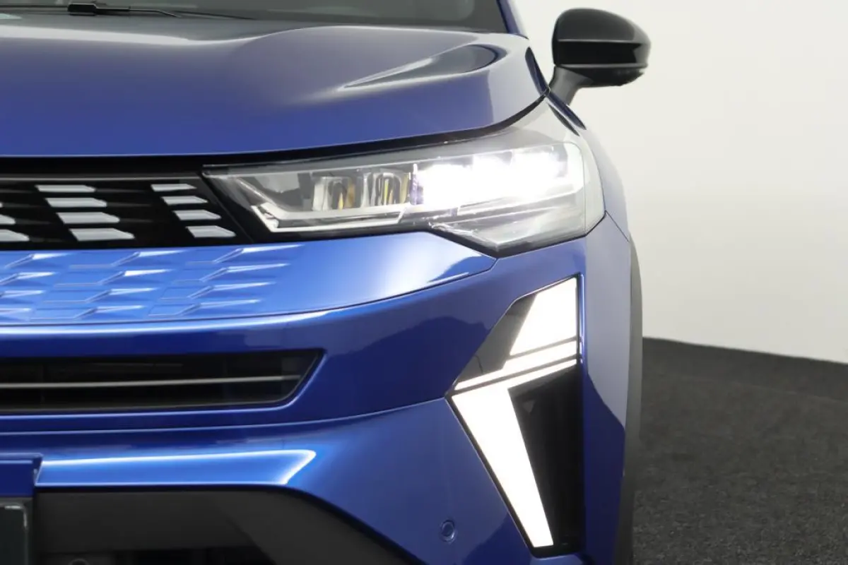 techno E-Tech full hybrid 145 | Adapt. Cruise | Stoel- & Stuurverw. | El. achterklep |