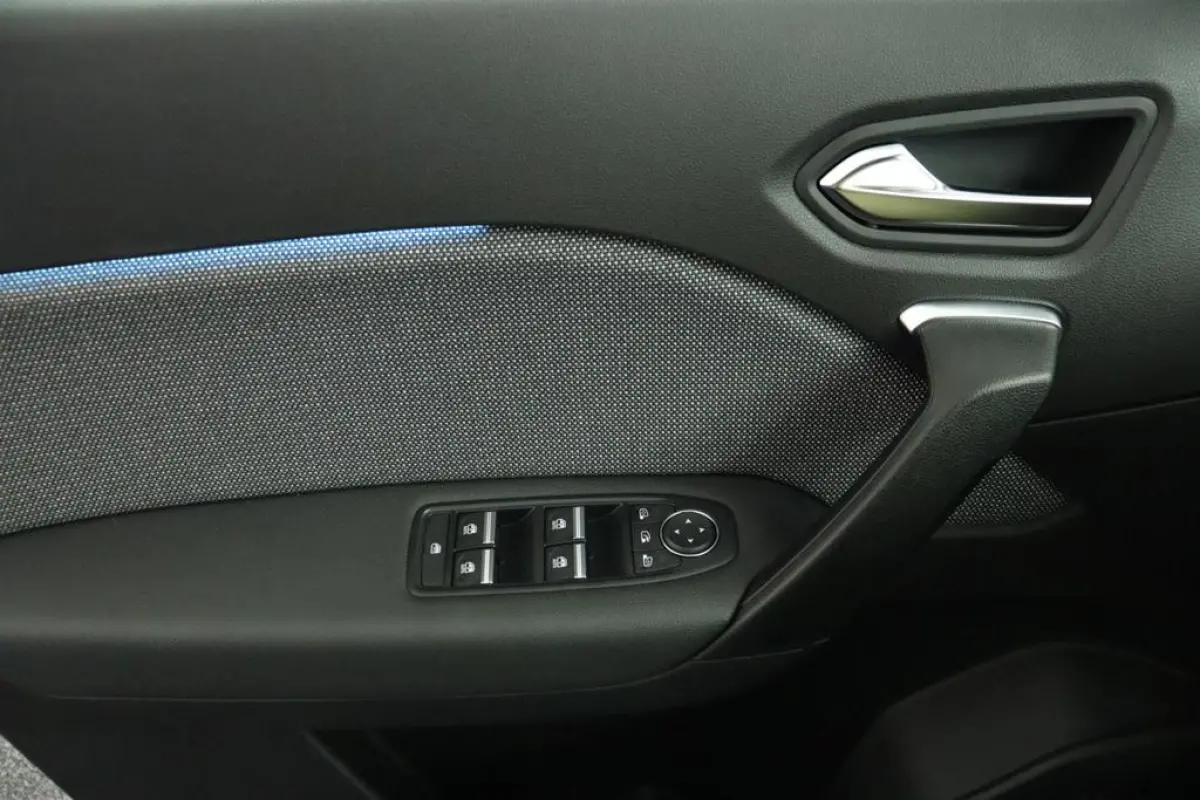 techno E-Tech full hybrid 145 | Adapt. Cruise | Stoel- & Stuurverw. | El. achterklep |