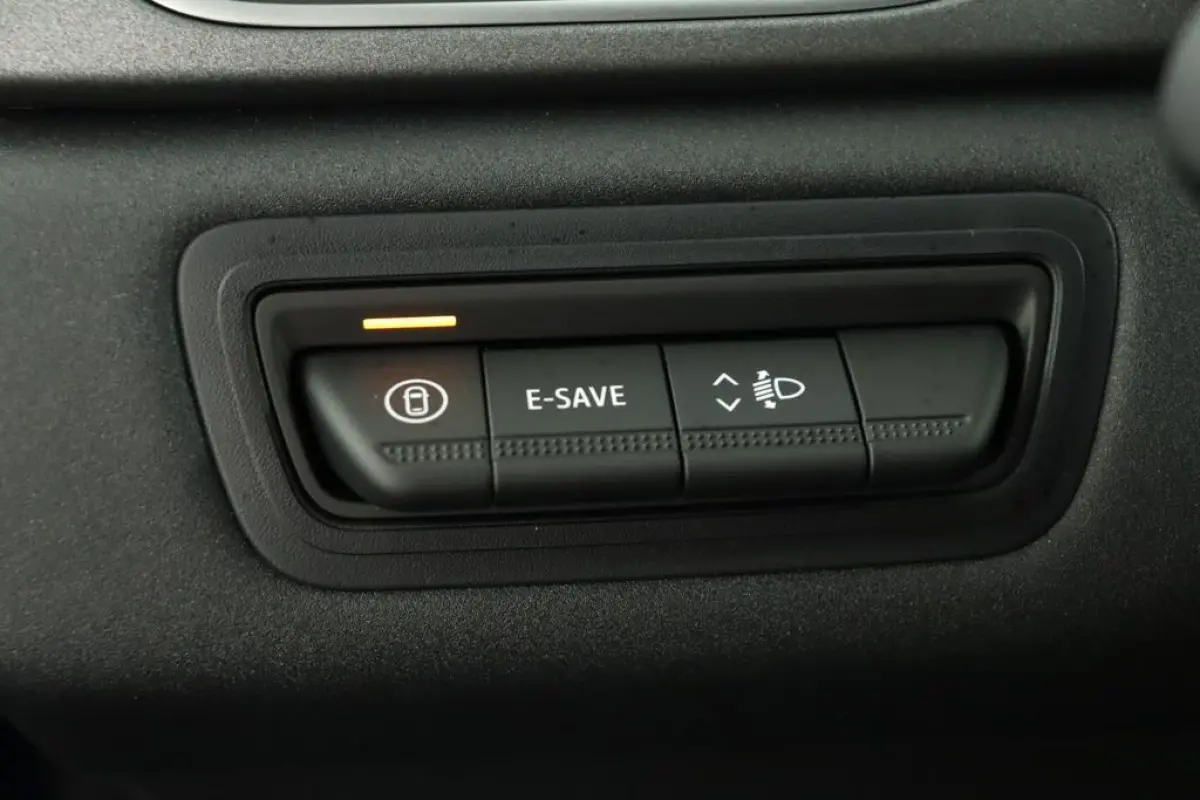 techno E-Tech full hybrid 145 | Adapt. Cruise | Stoel- & Stuurverw. | El. achterklep |