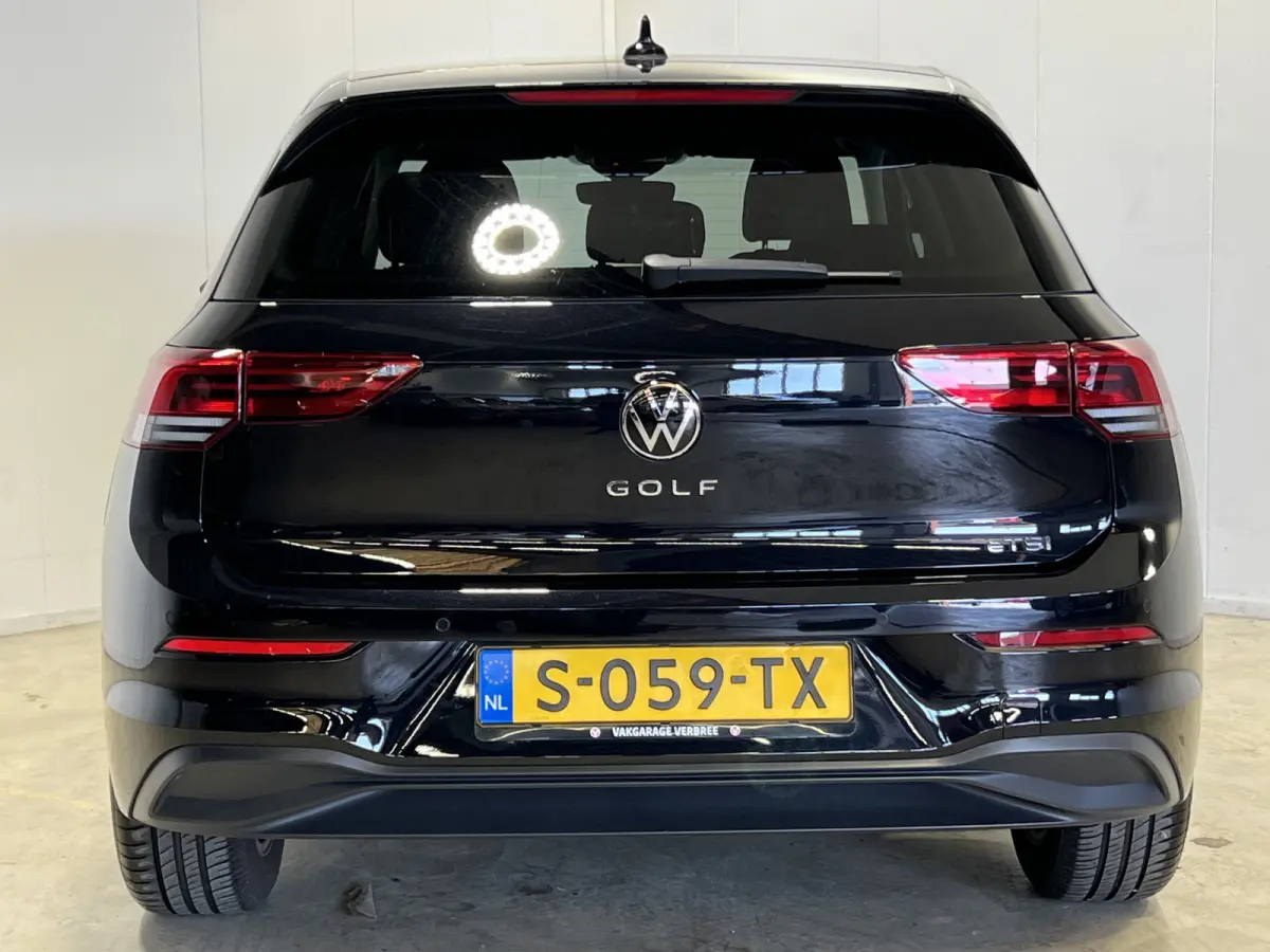 1.0 eTSI Life | Navigatie/Android/Apple Carplay | LM Velgen 16" | Cruise Control Adaptief | Voorstoelen Verwarmd | Airco |