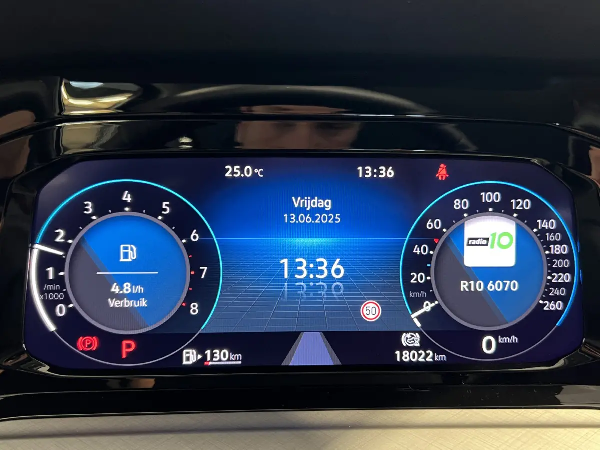 1.0 eTSI Life | Navigatie/Android/Apple Carplay | LM Velgen 16" | Cruise Control Adaptief | Voorstoelen Verwarmd | Airco |