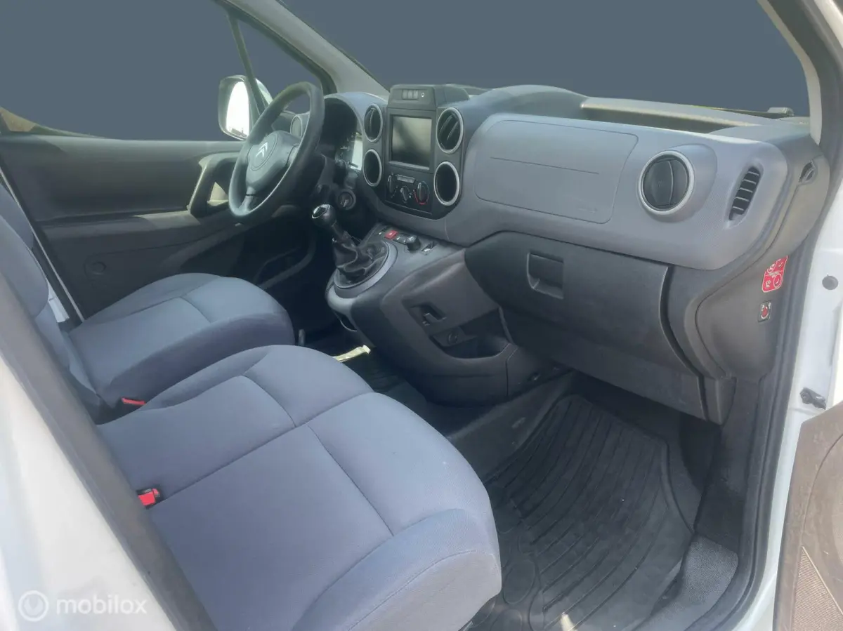 1.6 Luxery Benzine 3Zits Cruise cntrl Elektr Pakket Led Schuifdeur Trekhaak Etc