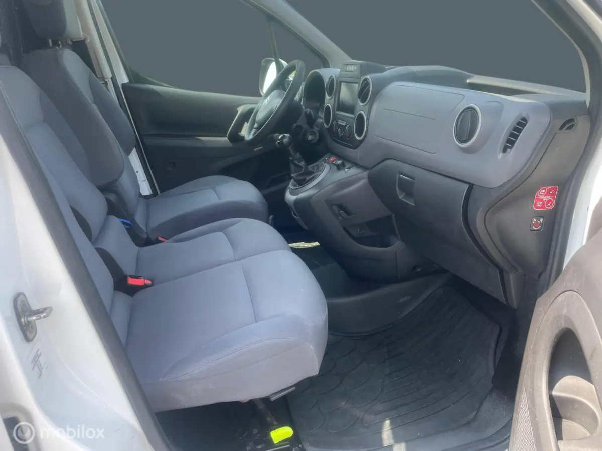 1.6 Luxery Benzine 3Zits Cruise cntrl Elektr Pakket Led Schuifdeur Trekhaak Etc