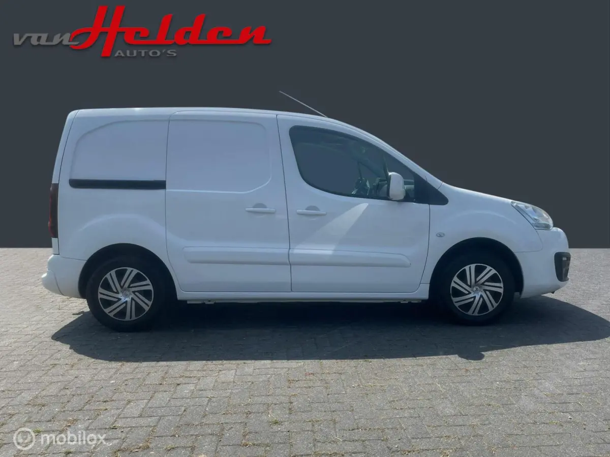 1.6 Luxery Benzine 3Zits Cruise cntrl Elektr Pakket Led Schuifdeur Trekhaak Etc