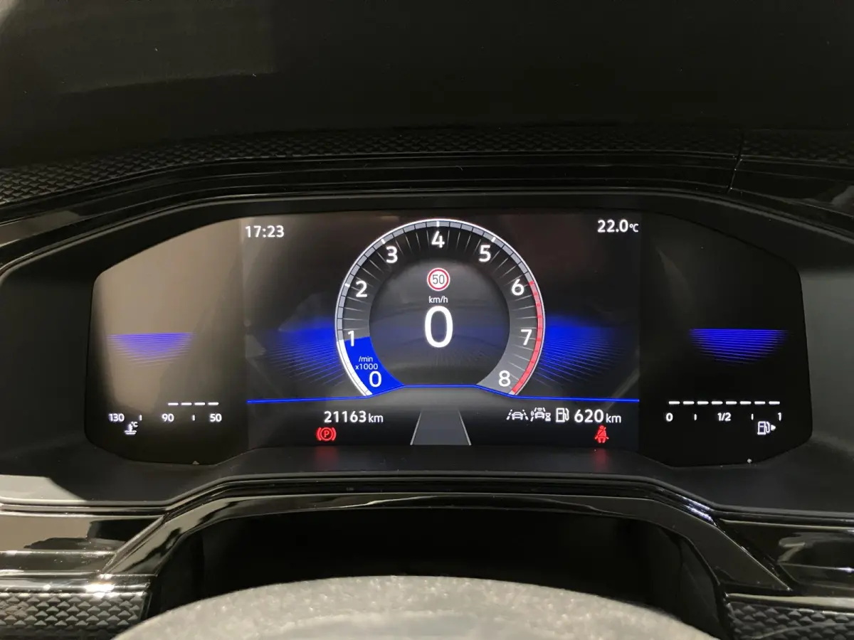 1.0 TSI Life Edition 95 PK Airco | Apple Carplay | Android Auto | Stoelverwarming | Parkeersensoren | Digital Cockpit | Adaptieve Cruise Controle | Lane Assist | Achteruitrijcamera