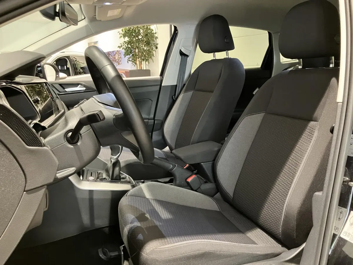 1.0 TSI Life Edition 95 PK Airco | Apple Carplay | Android Auto | Stoelverwarming | Parkeersensoren | Digital Cockpit | Adaptieve Cruise Controle | Lane Assist | Achteruitrijcamera