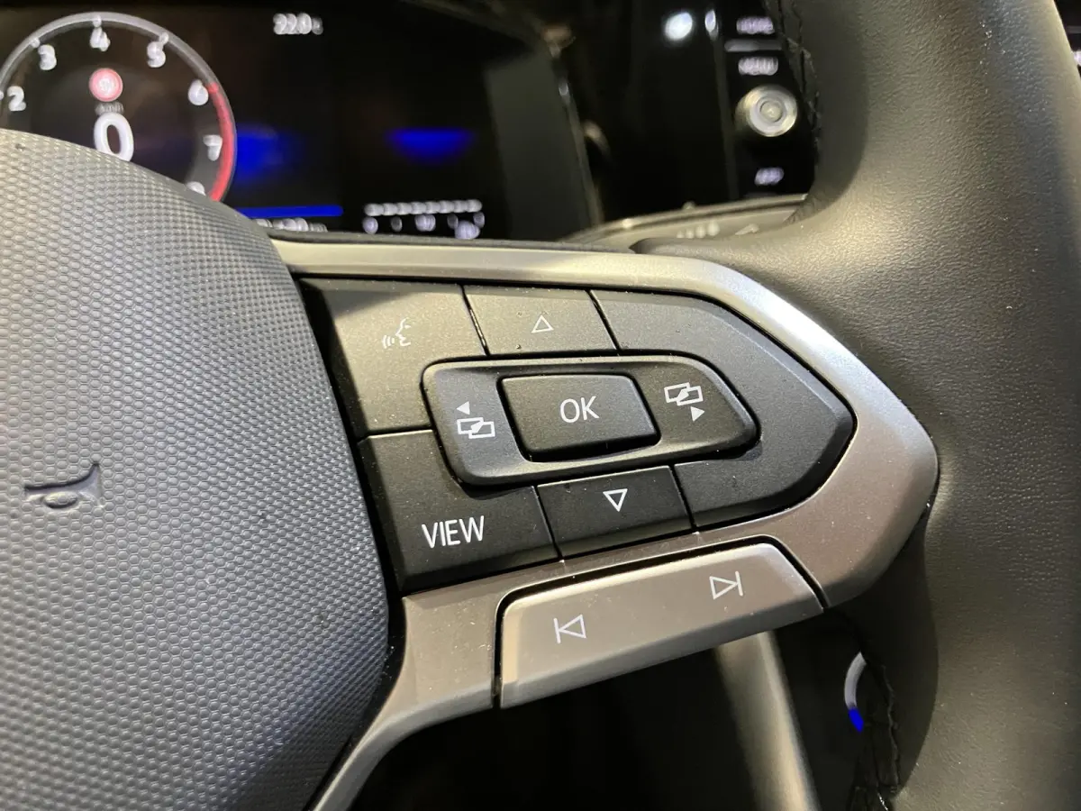 1.0 TSI Life Edition 95 PK Airco | Apple Carplay | Android Auto | Stoelverwarming | Parkeersensoren | Digital Cockpit | Adaptieve Cruise Controle | Lane Assist | Achteruitrijcamera