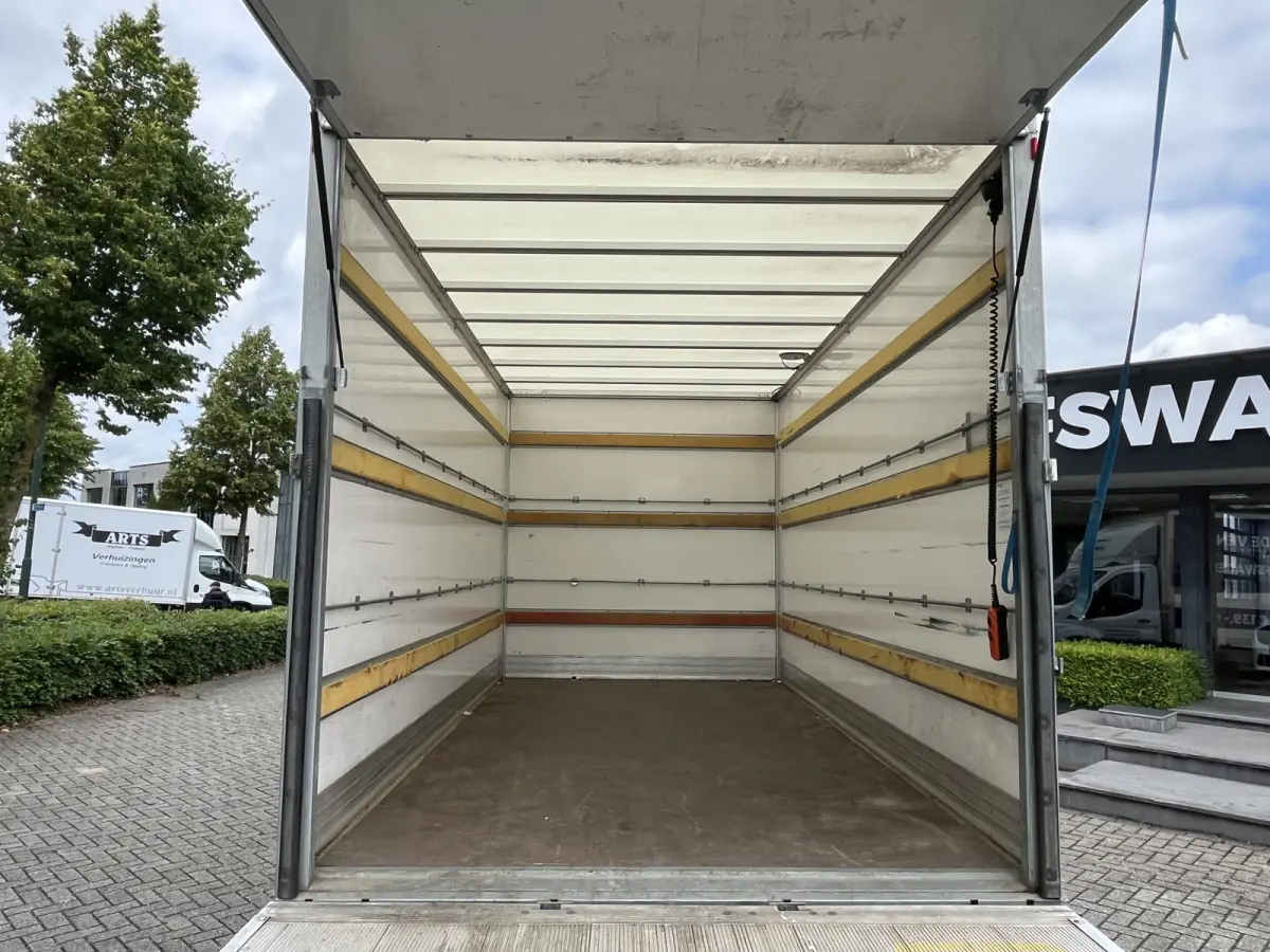 350 2.0 TDCI L4H1 Trend Bakwagen + Laadklep 130pk/96kW 6-bak | D'Hollandia laadklep |