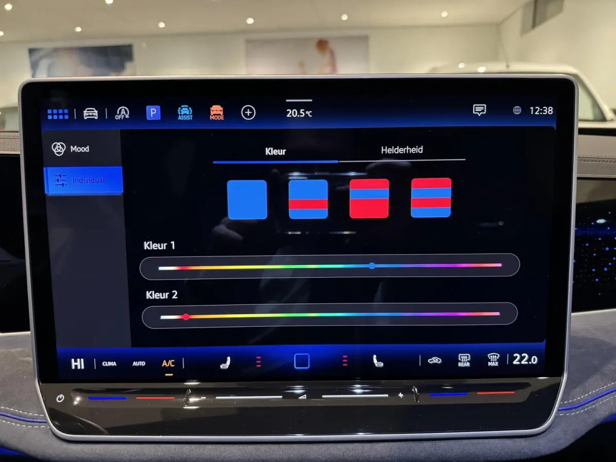1.5 eTSI R-Line Edition 150PK | Fysieke voorraad auto | Automaat | Direct leverbaar | Assistance Pakket Plus | Black Style Pakket | Comfort Pakket Plus | Navigatie | Harman Kardon