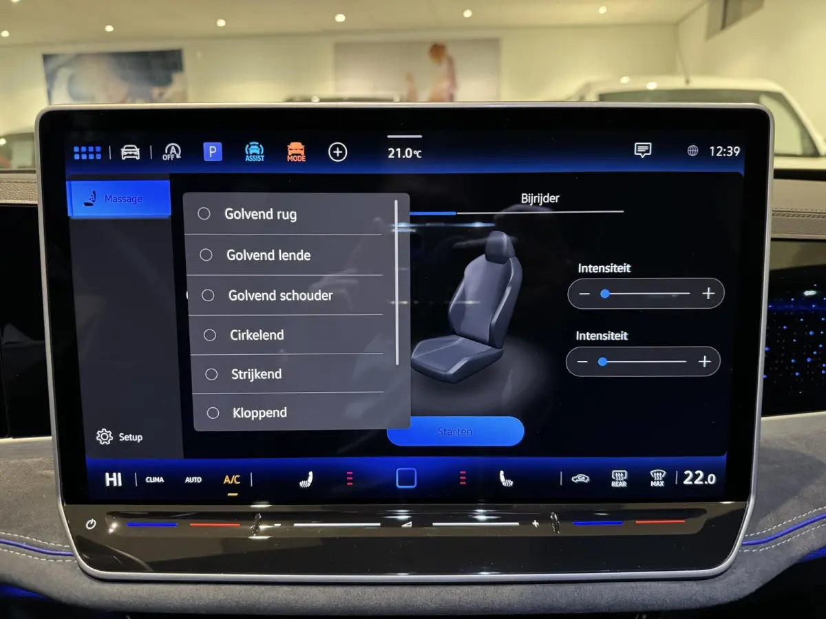 1.5 eTSI R-Line Edition 150PK | Fysieke voorraad auto | Automaat | Direct leverbaar | Assistance Pakket Plus | Black Style Pakket | Comfort Pakket Plus | Navigatie | Harman Kardon