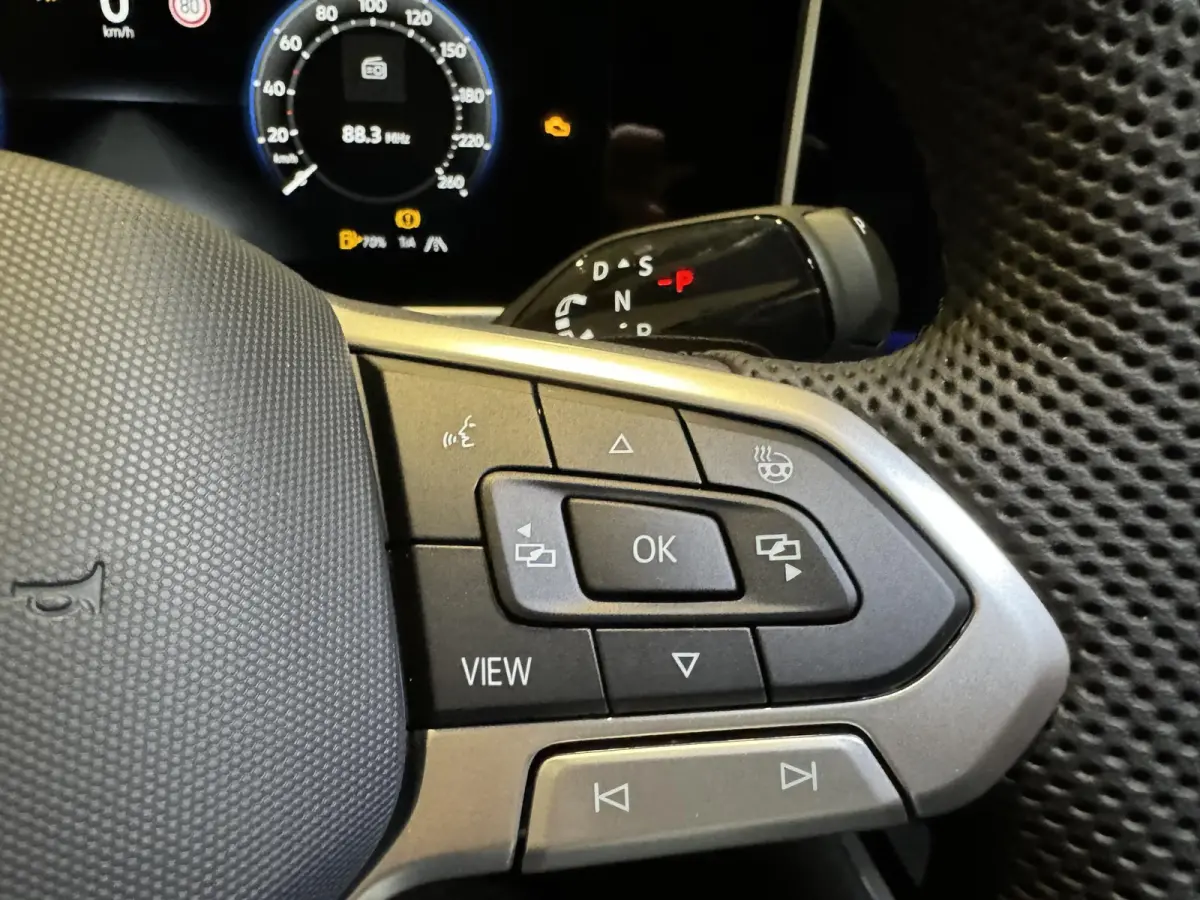 1.5 eTSI R-Line Edition 150PK | Fysieke voorraad auto | Automaat | Direct leverbaar | Assistance Pakket Plus | Black Style Pakket | Comfort Pakket Plus | Navigatie | Harman Kardon